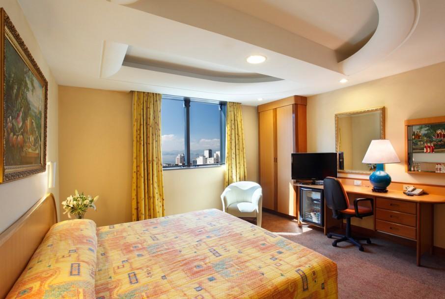 یک اتاق لوکس در هتل گوانابارا - نارون اکوتور