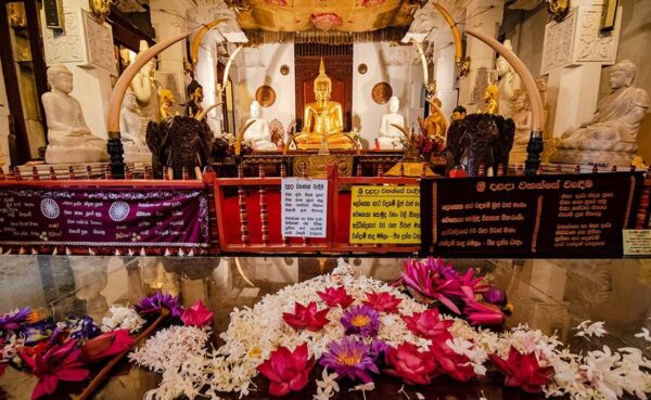 معبد دندان مقدس بودا