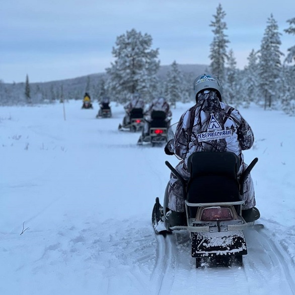 تصاویر تور سیبری 1402 نارون (1)