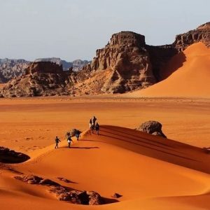 ترکینگ کویر مغستان