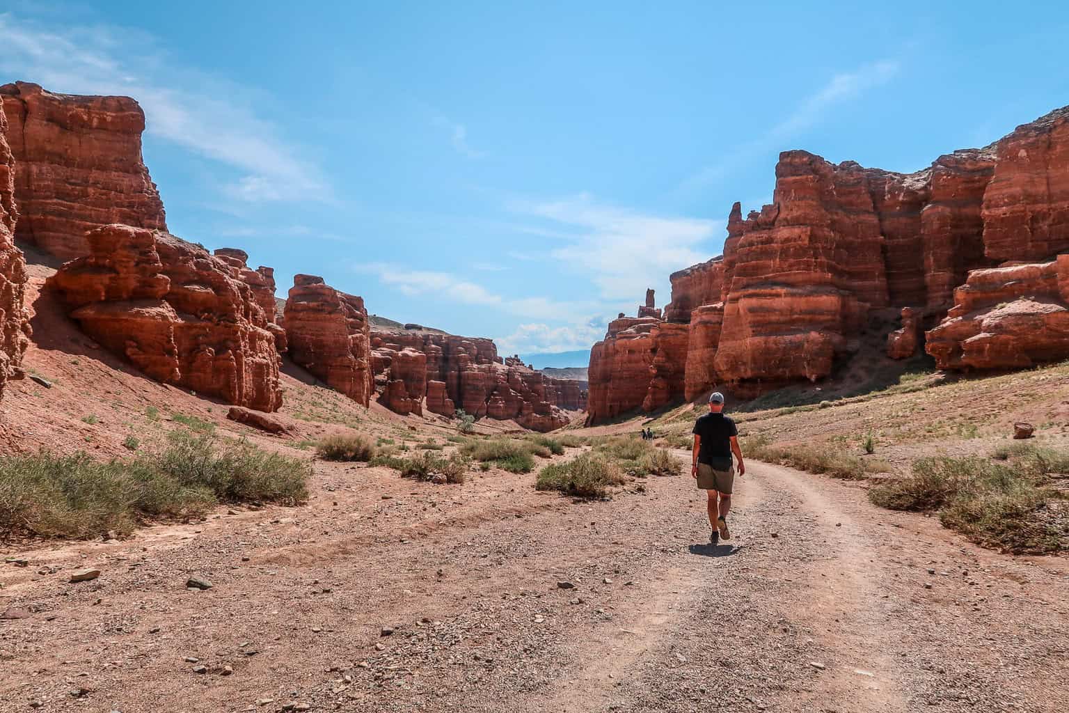 پیاده روی در دره چارین