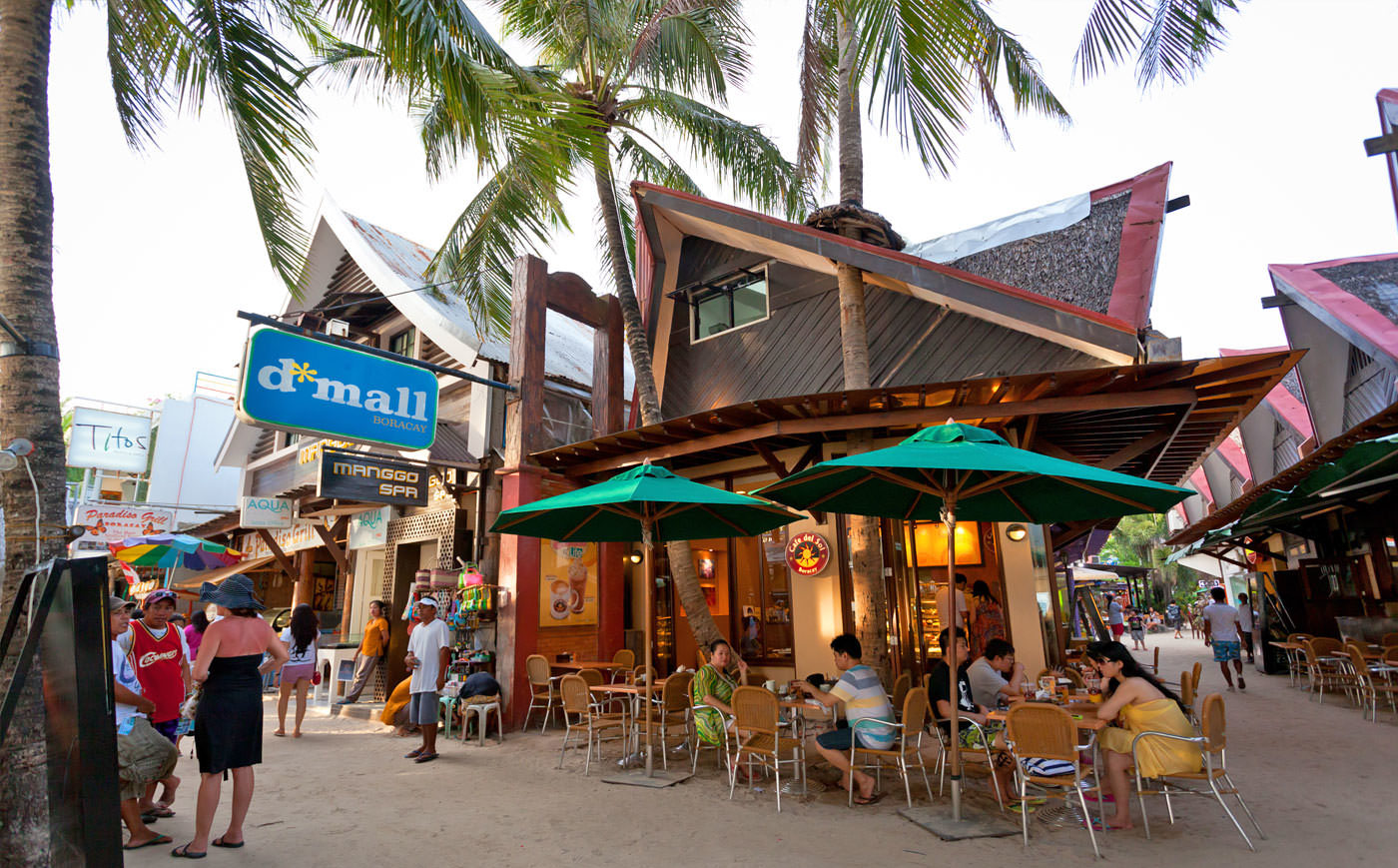 غذاخوری در dmall بوراکای