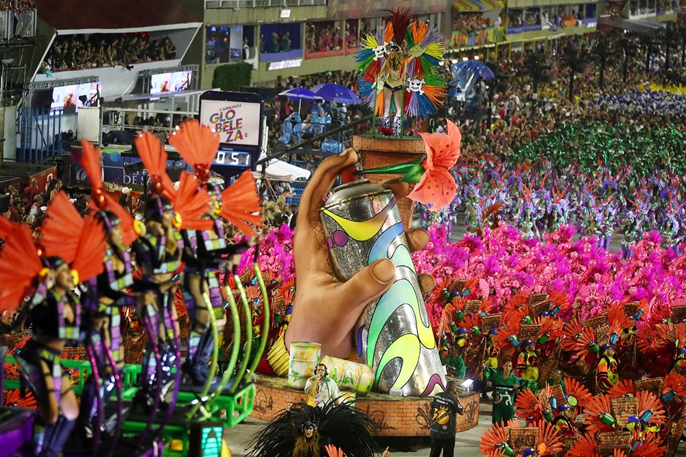 تور کارناوال ریو نارون