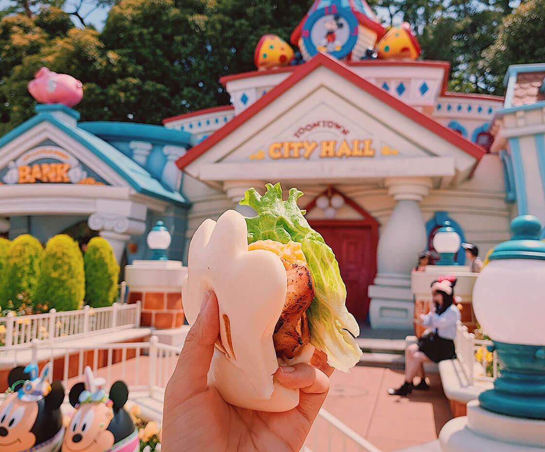 ساندویچ مرغ با نان دستکش میکی