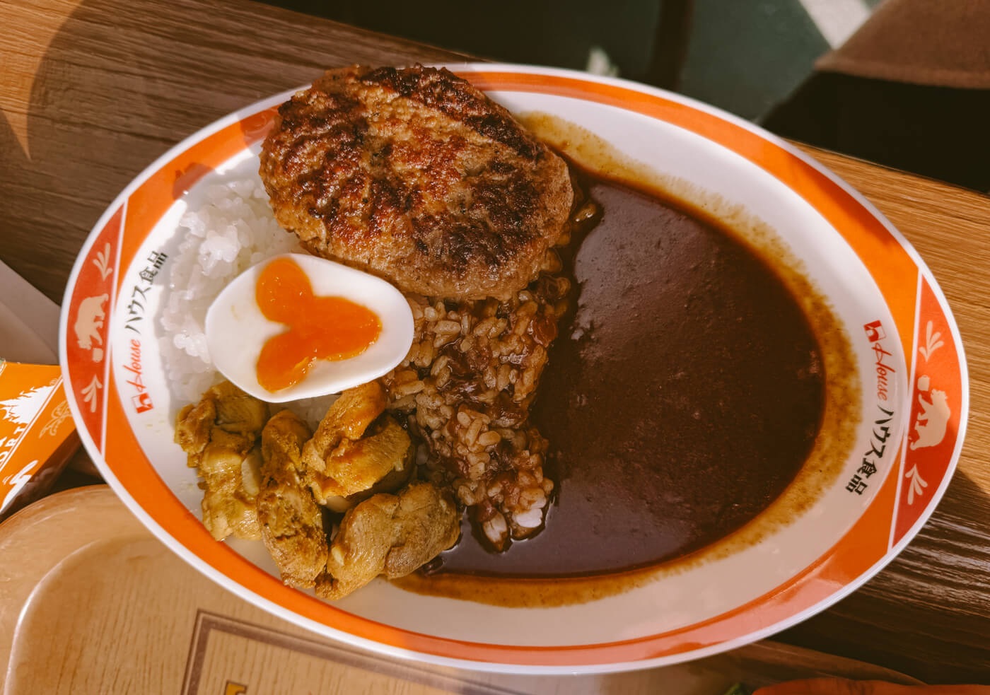 تخم‌مرغ‌های میکی‌شکل