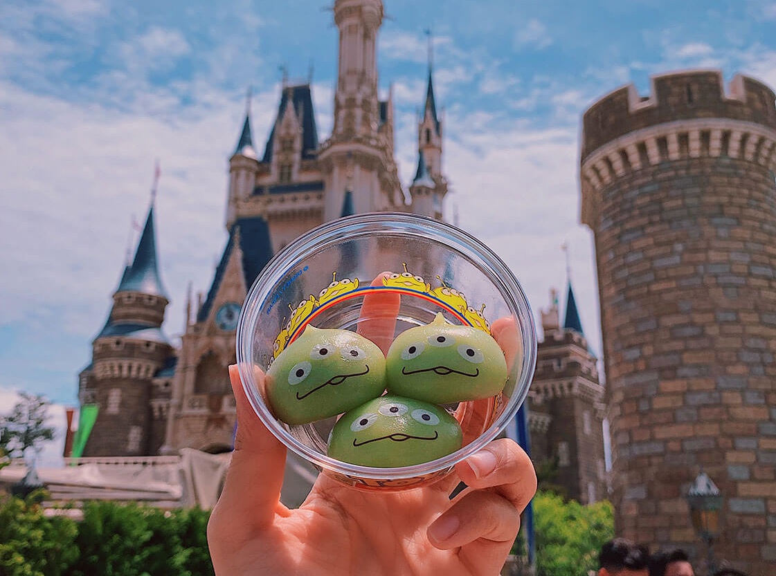 موچی‌های سه موجود فضایی سبز