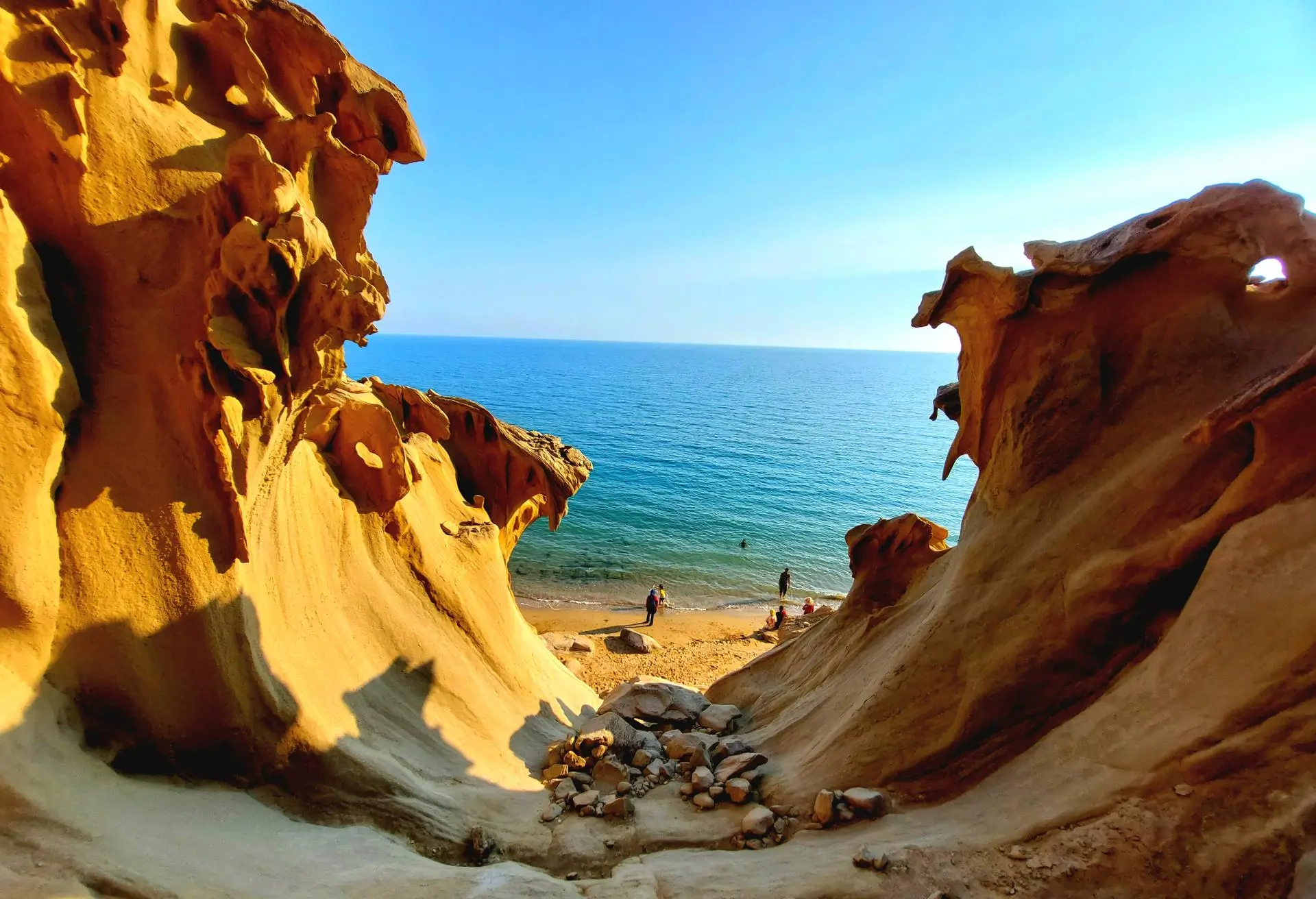 ساحل سنگی مکسر