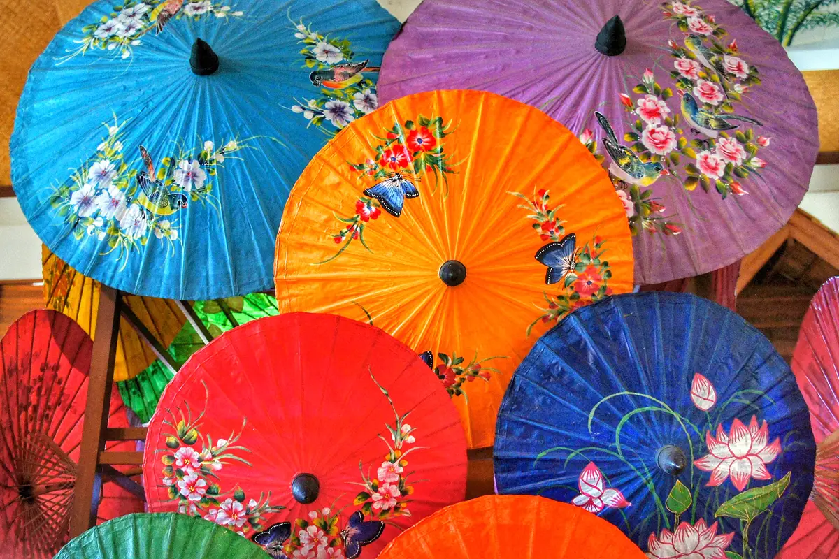 چتر سنتی تایلندی