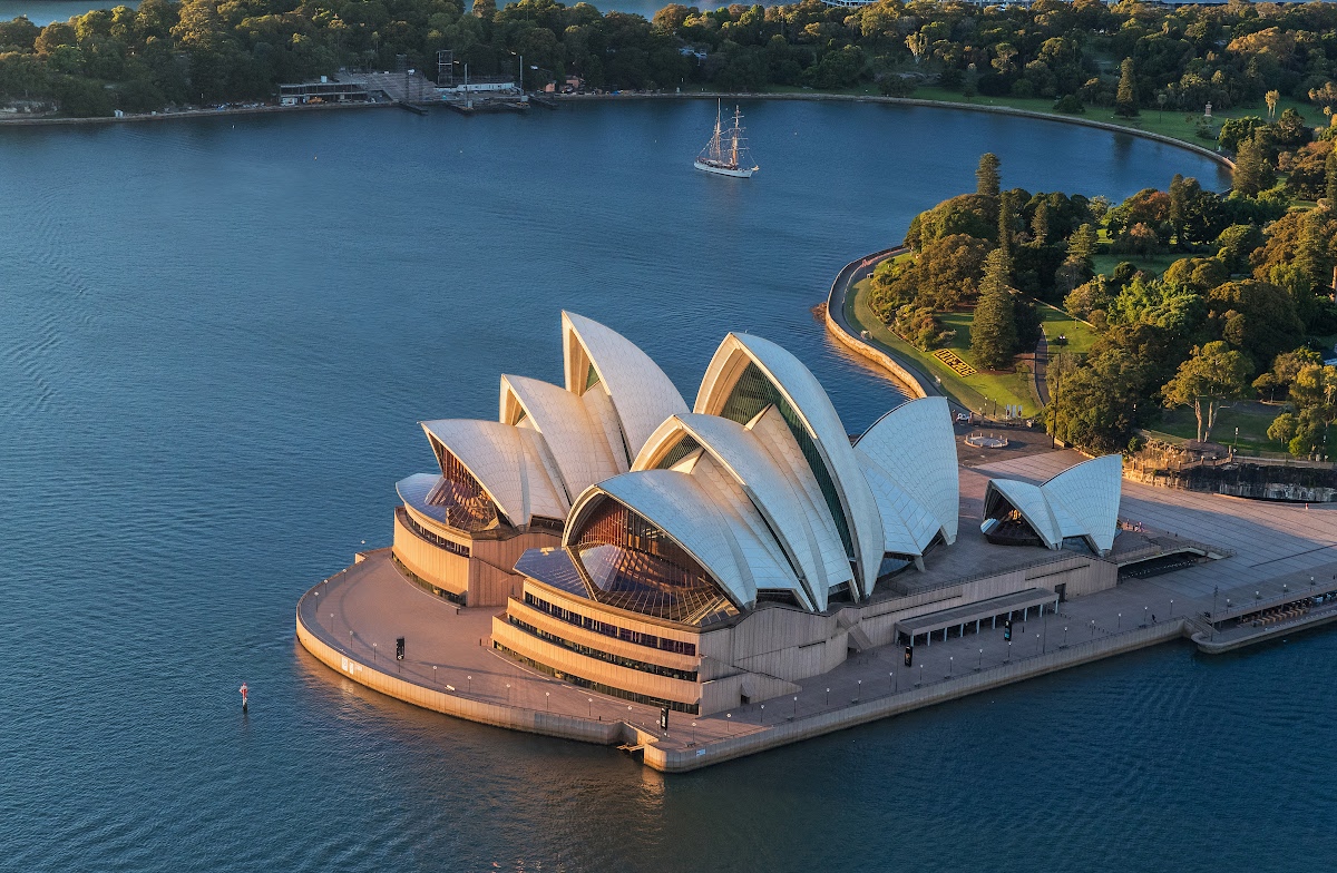 sydney-opera-house-aerial-view-harbor