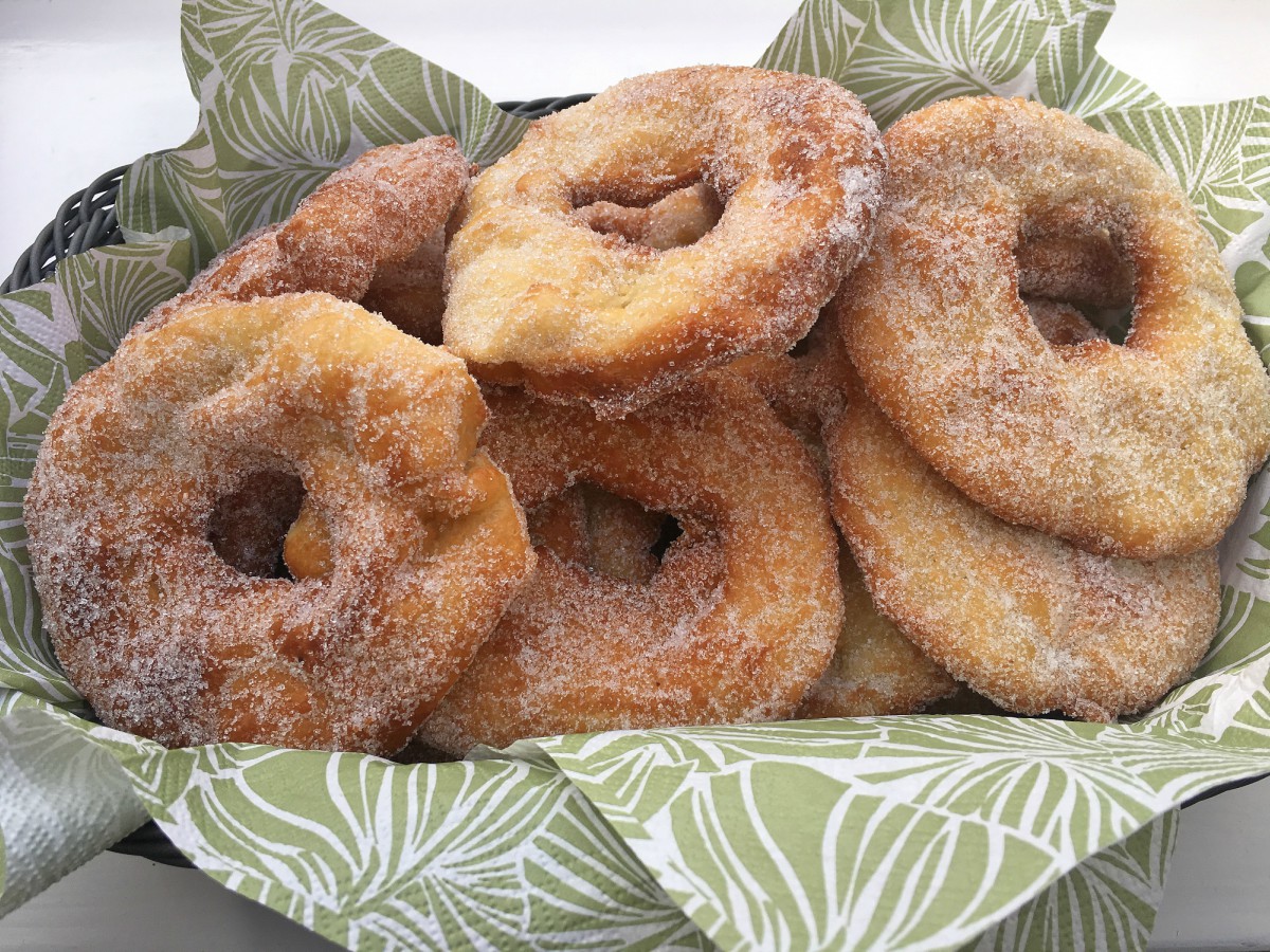 مبالونی دونات بزرگ تونسی