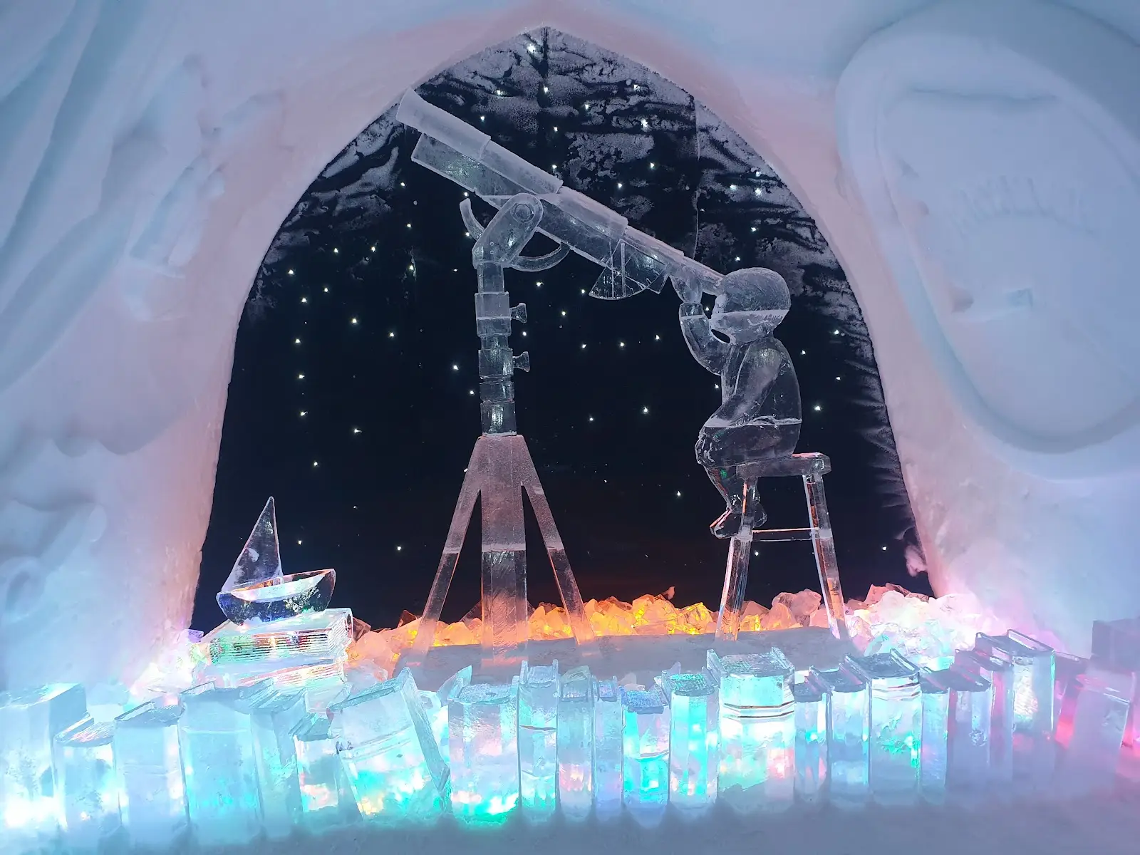 دهکده یخی کیروفسک