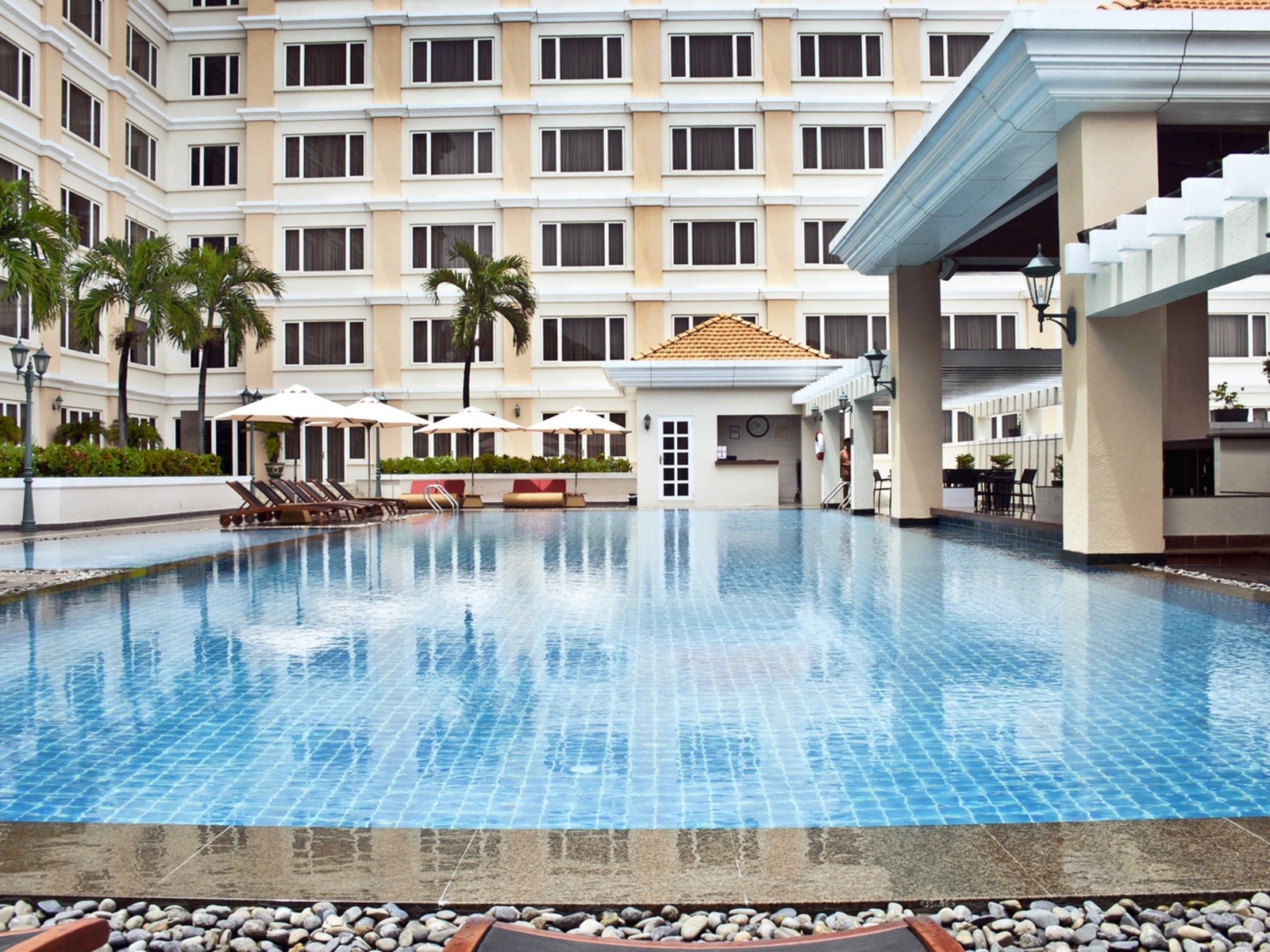 هتل 5 ستاره Equatorial Ho Chi Minh City