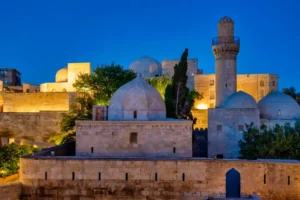 کاخ شیروانشاهان در شهر قدیم باکو