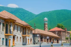 خیابان های تاریخی شهر شکی