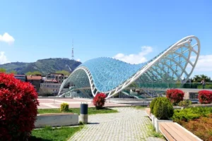 پل زیبای صلح تفلیس