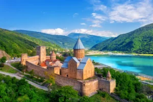 قلعه آنانوری در تور آذربایجان و گرجستان