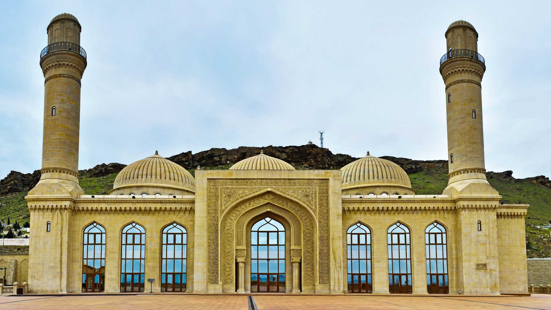 مسجد بی‌بی هیبت باکو