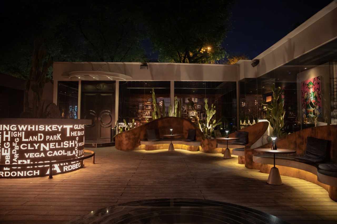 رستوران Coco Dining هوشی مین