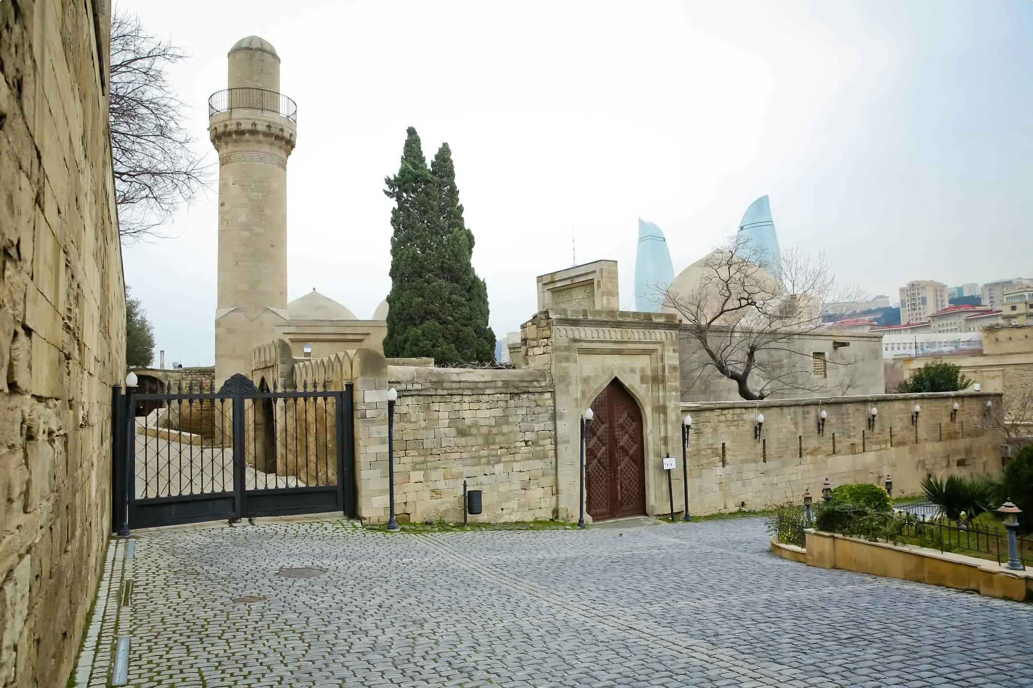 کاخ شیروانشاهان باکو