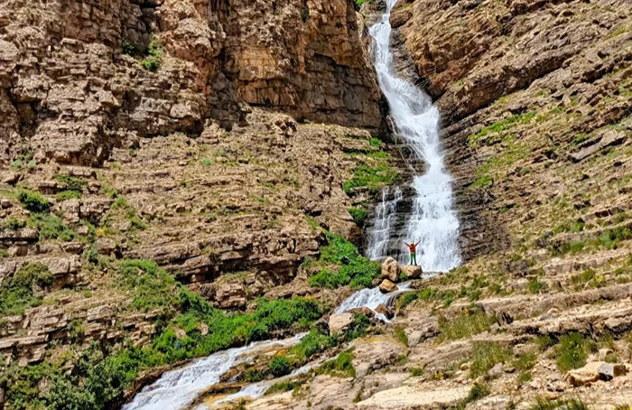 تصاویر ترکینگ آبشار سیاه چشمان (5)