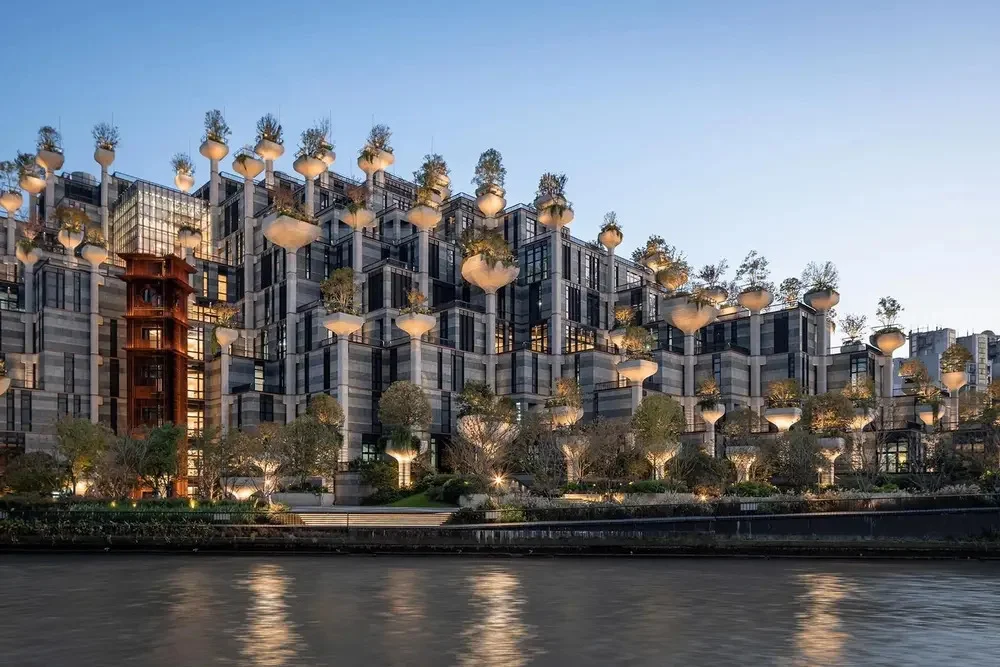 معماری متمایز مرکز خرید 1000 درخت شانگهای