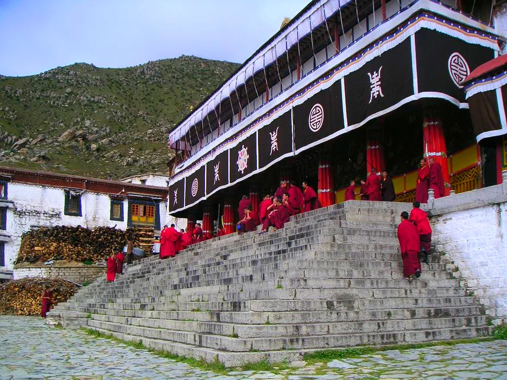 صومعه درپونگ | Drepung Monastery